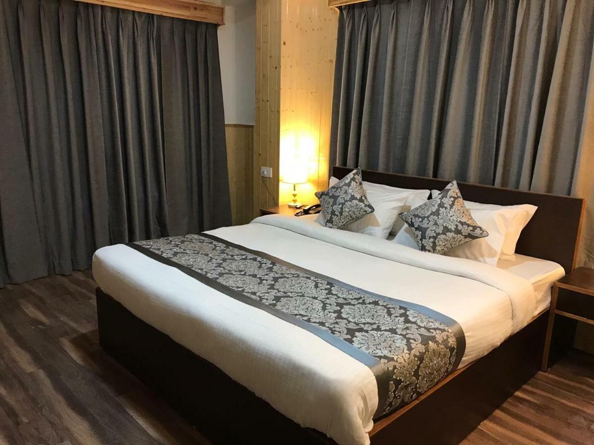 佩林 Bluben Alpine酒店 外观 照片